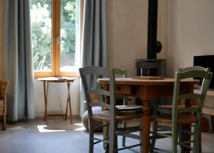 Maison Stony - & Vignoble * Фронтиньян